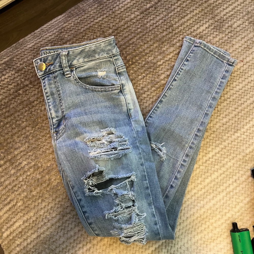 American Eagle Distressed Hi Rise Jeggings
